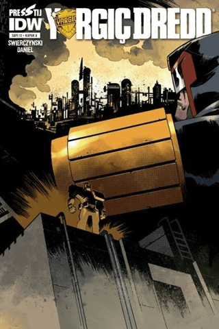 Yargıç Dredd 12: Kapak A Duane Swierczynski